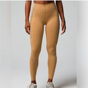 Fabletics Power Hold reflective leggings